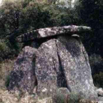 Click para ampliar. Pulsa en el nombre para ver la ficha. Cáceres - Dólmen Tapias I .Valencia de Alcantara
